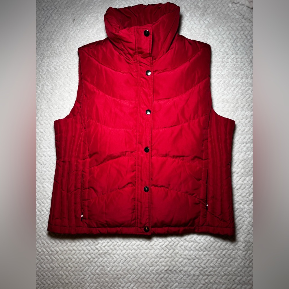 Kenneth Cole Reaction Red Quilted Down Vest EUC Size XXL
